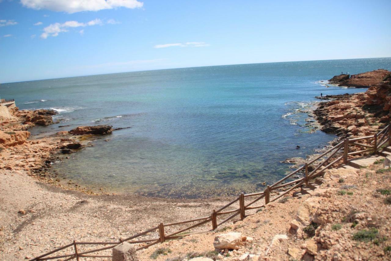 Bungalow Frente Al Mar Torrevieja Exteriör bild