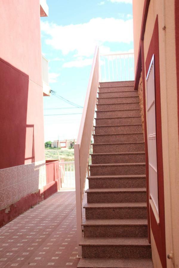 Bungalow Frente Al Mar Torrevieja Exteriör bild