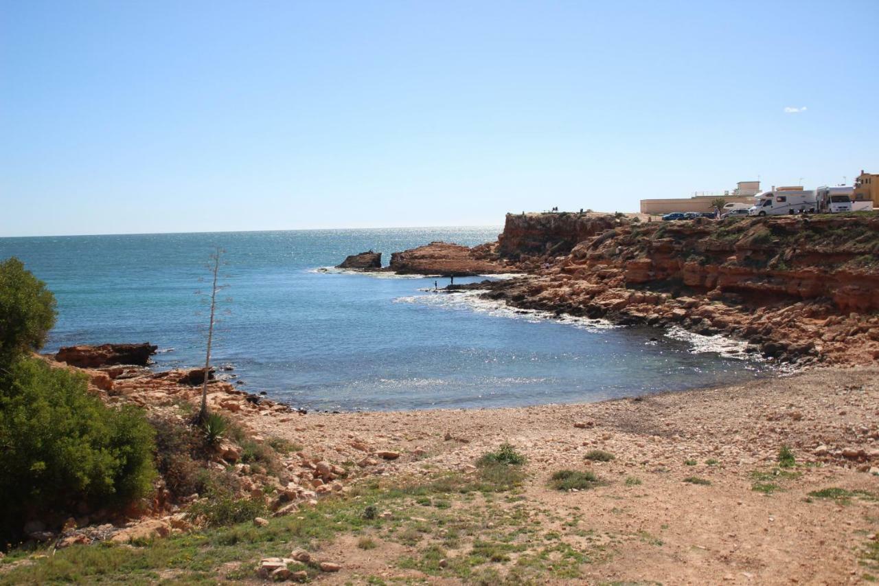 Bungalow Frente Al Mar Torrevieja Exteriör bild