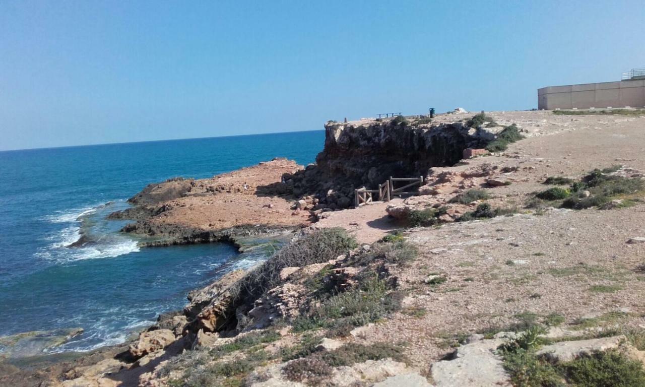 Bungalow Frente Al Mar Torrevieja Exteriör bild