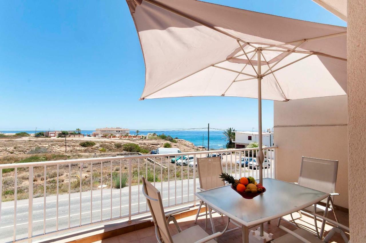 Bungalow Frente Al Mar Torrevieja Exteriör bild