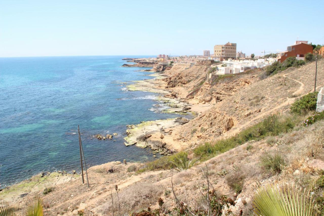 Bungalow Frente Al Mar Torrevieja Exteriör bild